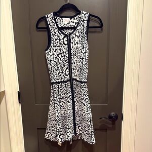 Parker XS animal print knit dress
